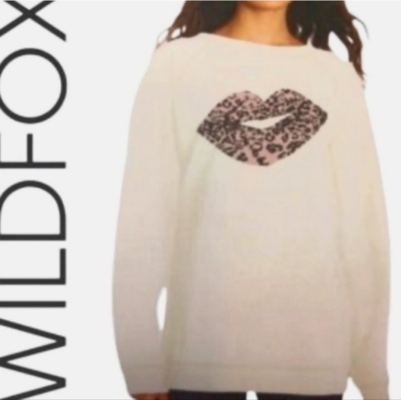 Windfox Tops - Wildfox Chic Beige Leopard Lips Sweater/Tunic